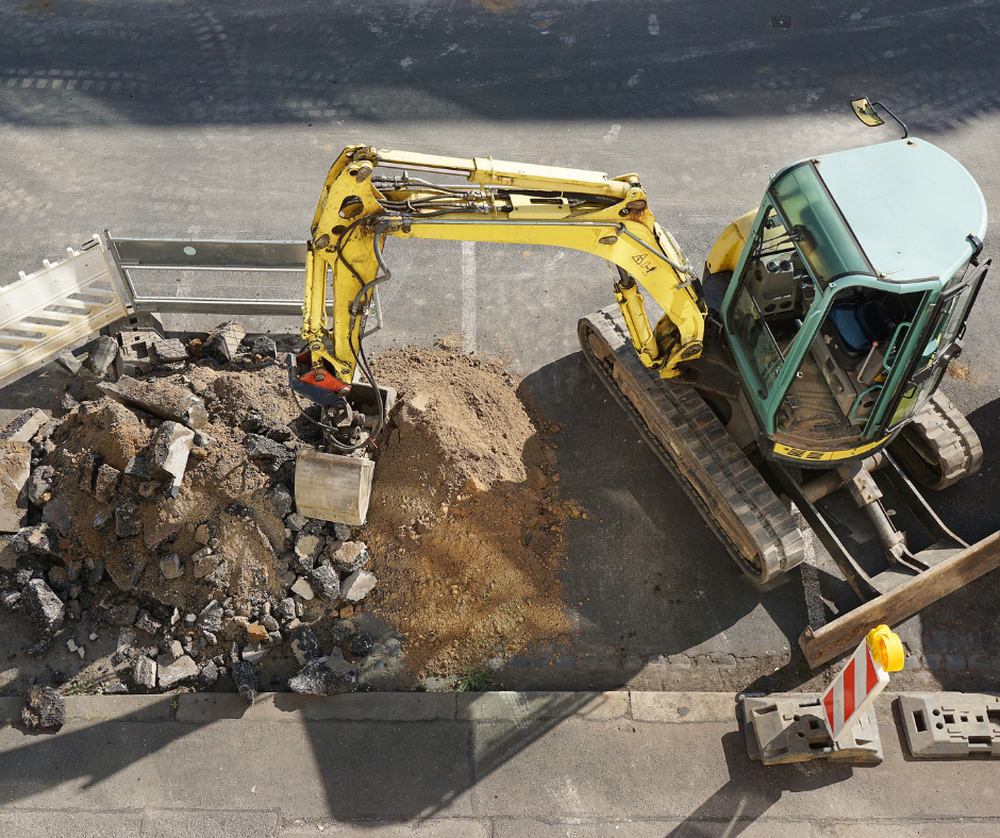 What is the Difference Between a Mini Digger and a Micro Digger